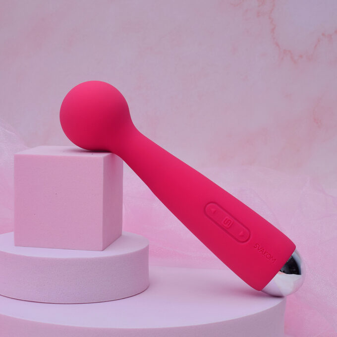 SVAKOM Mini Emma Wand Vibrator