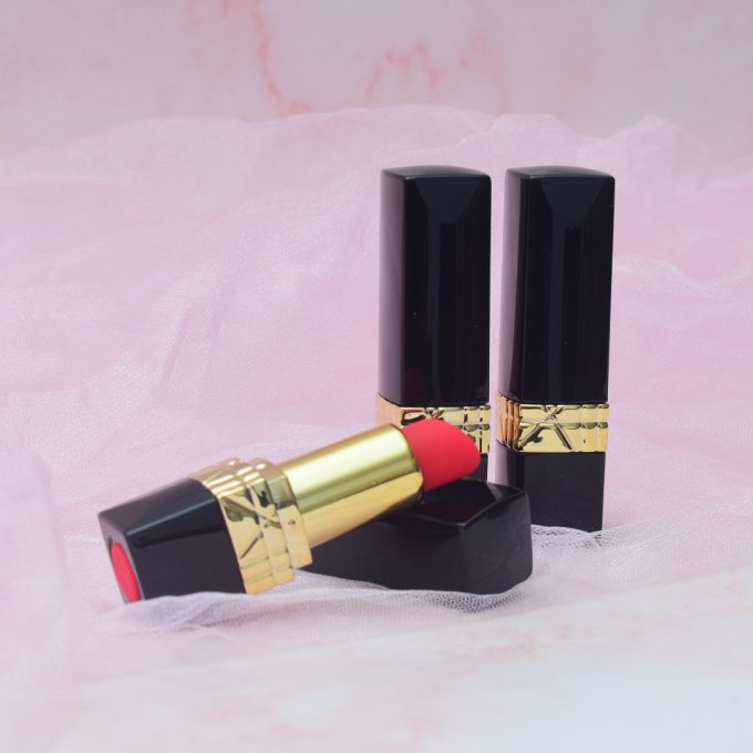 Kiss Me Lipstick Vibrator (Buy 2 Get 1 Free!)