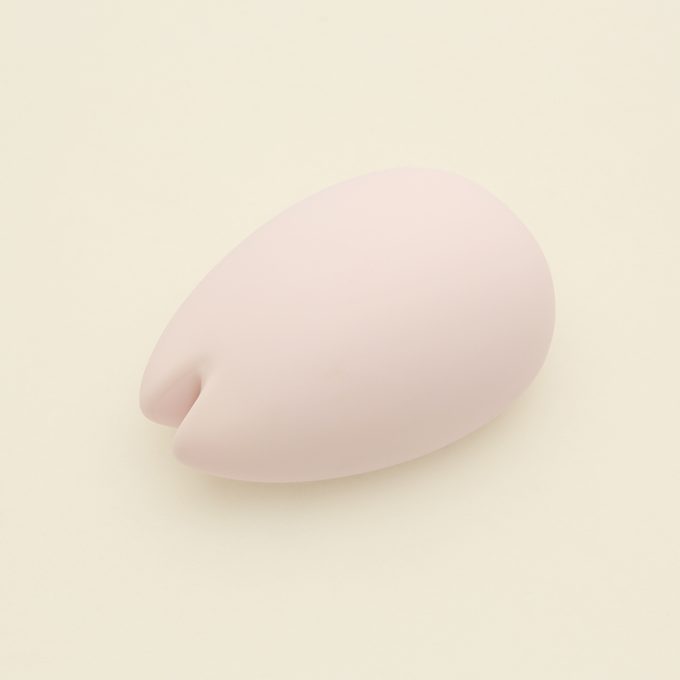 Iroha Sakura Clitoral Vibrator